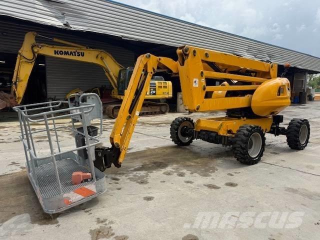 Manitou 160 ATJ ブームリフト　屈伸型