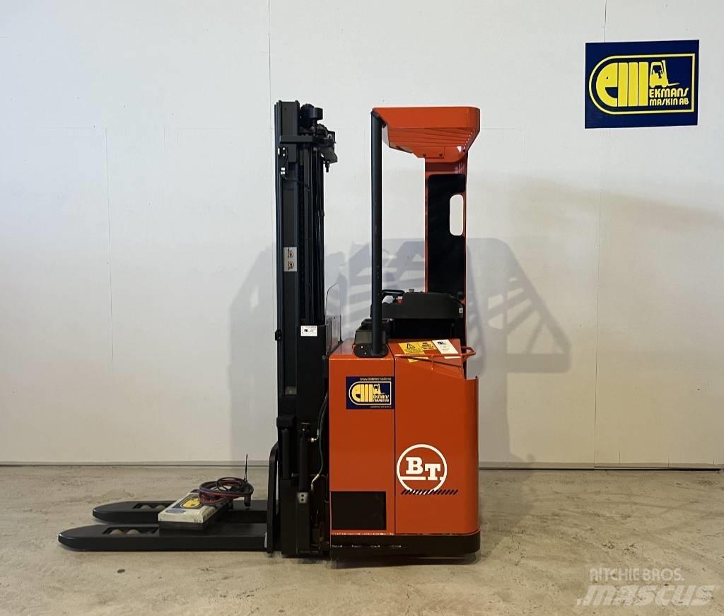 BT truck SSE 160 自走式スタッカー
