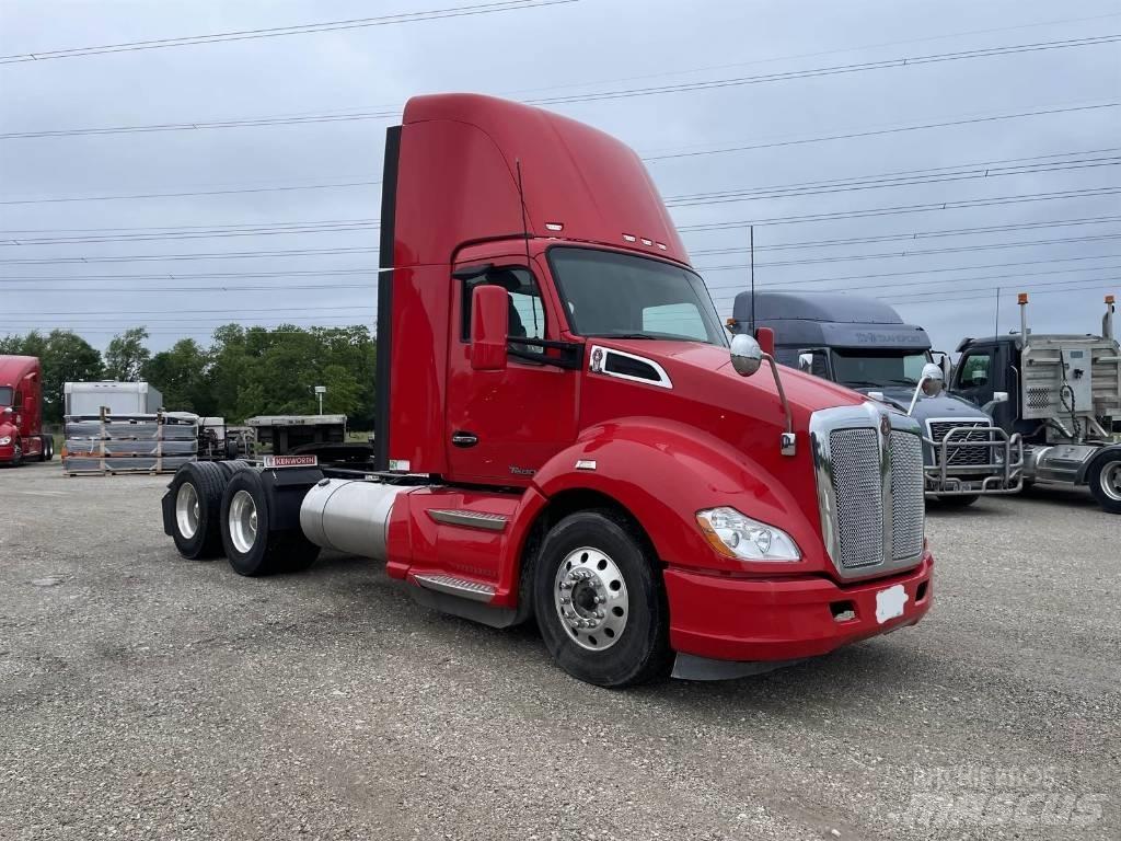Kenworth T 680 中古トラクターヘッド | トレーラーヘッド