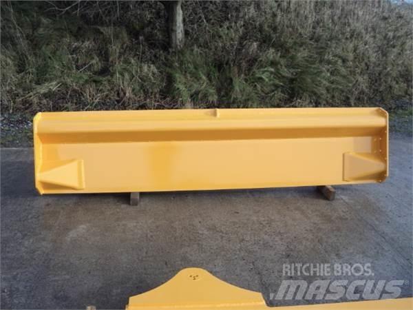 Volvo A25 to A40 アーティキュレート式ダンプトラック