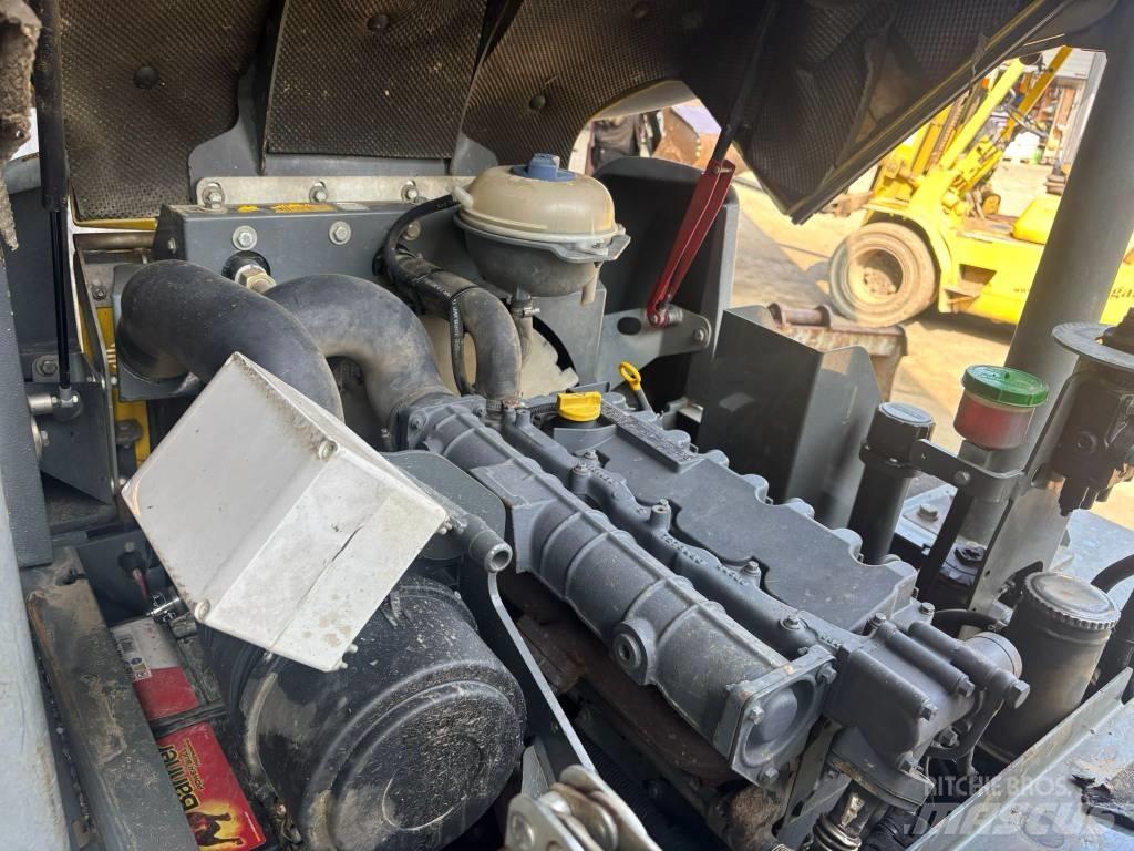 Wacker Neuson 5001 サイト　ダンプ