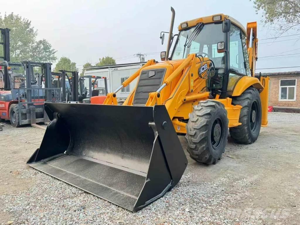 JCB 3 CX バックホーローダー