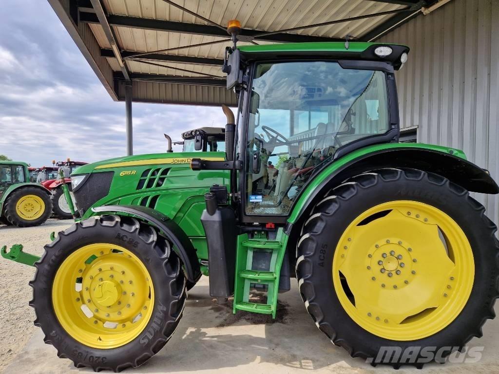 John Deere 6115 R トラクター