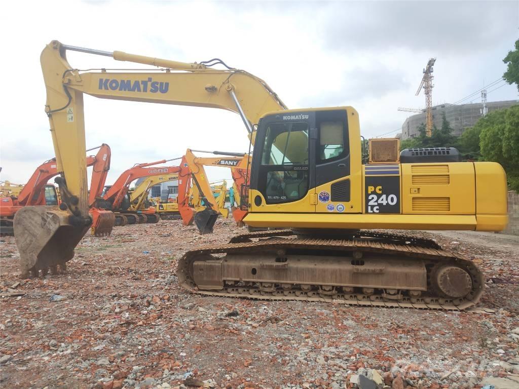 Komatsu PC 240 LC-8 大型油圧ショベル12t以上（パワーショベル・ユンボ）