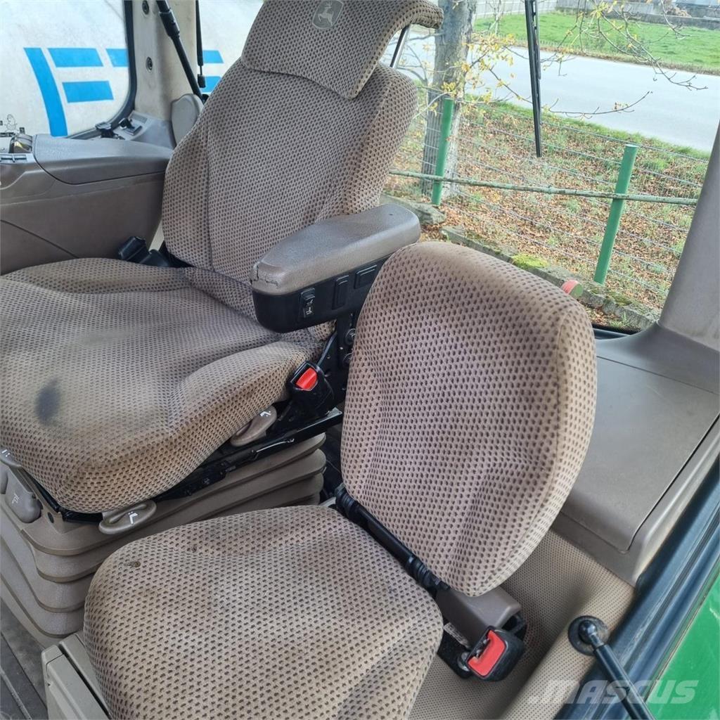 John Deere 7310 R トラクター