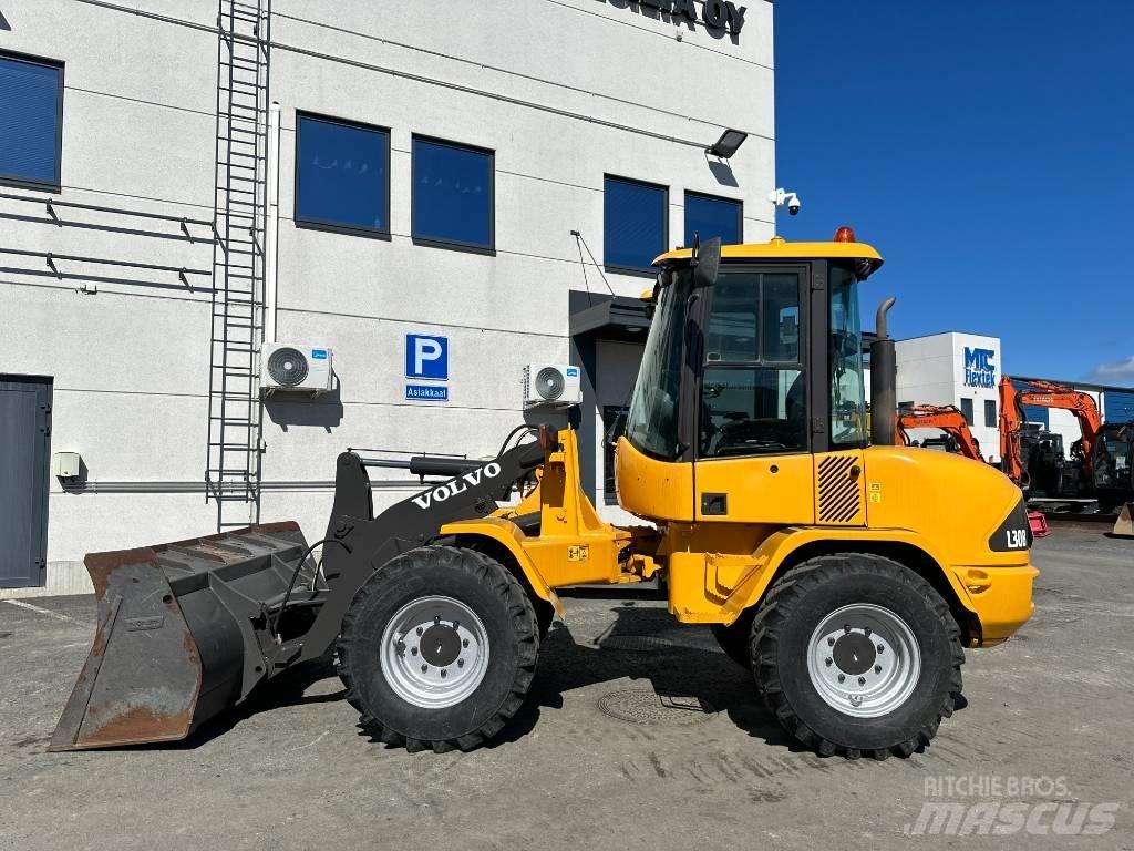 Volvo L 30 B ホイールローダー・タイヤショベル
