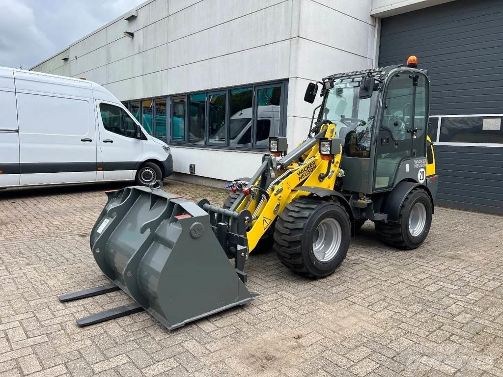 Wacker Neuson WL25 ホイールローダー・タイヤショベル