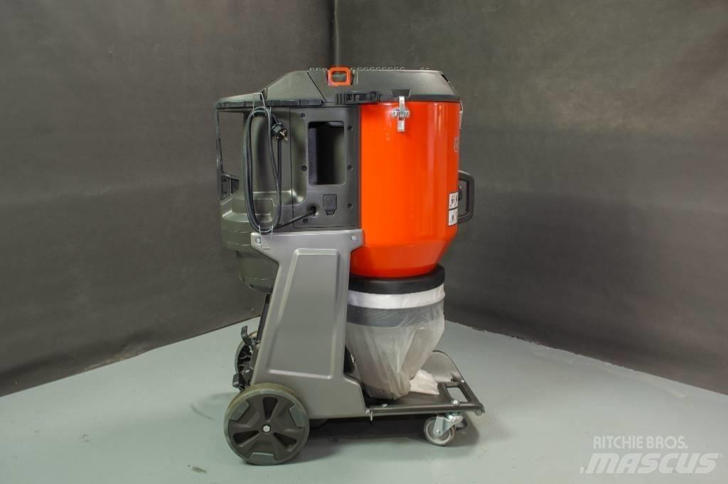 Husqvarna DE120 建設機械 -　その他