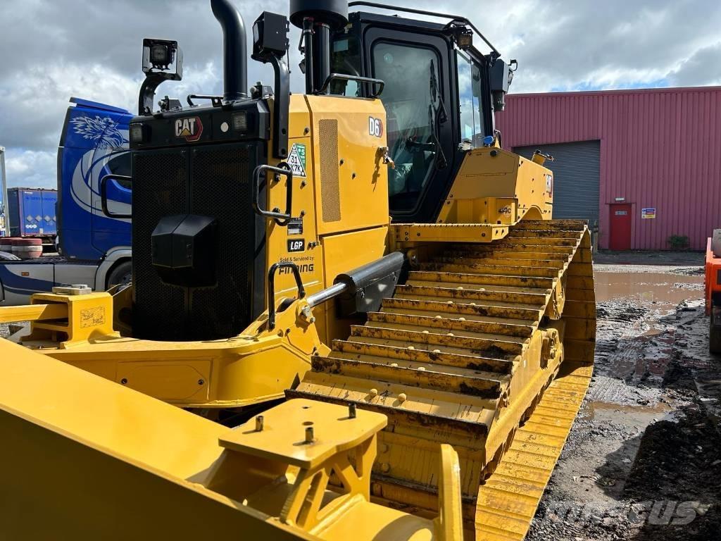 CAT D 6 LGP ブルドーザー