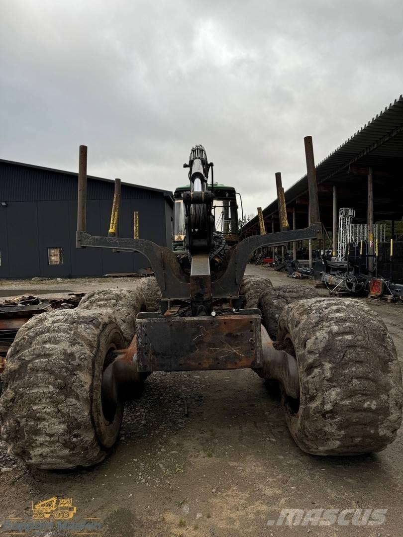 John Deere 1510E フォワーダー