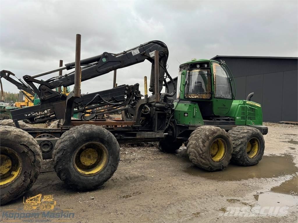 John Deere 1510E フォワーダー