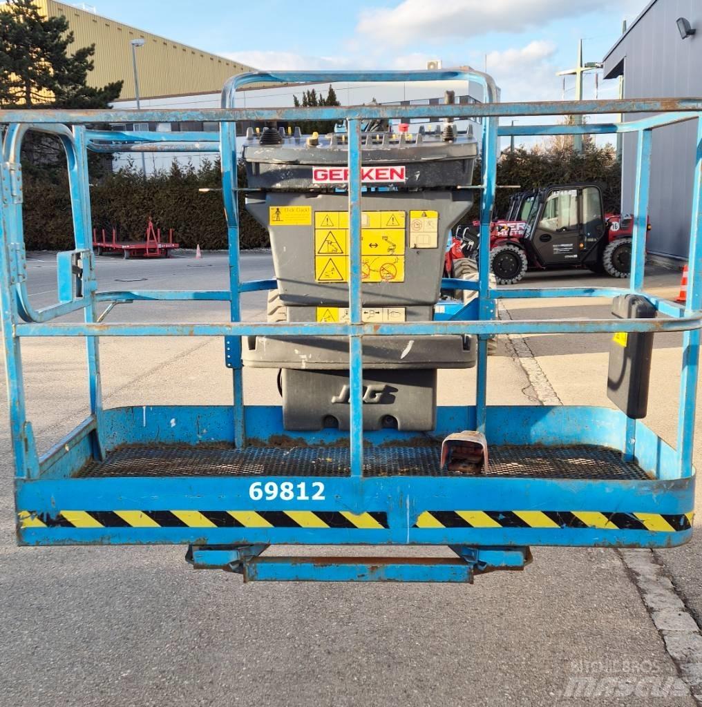 JLG M 600 JP ブームリフト　屈伸型