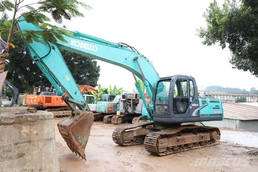 Kobelco SK 200-8 大型油圧ショベル12t以上（パワーショベル・ユンボ）