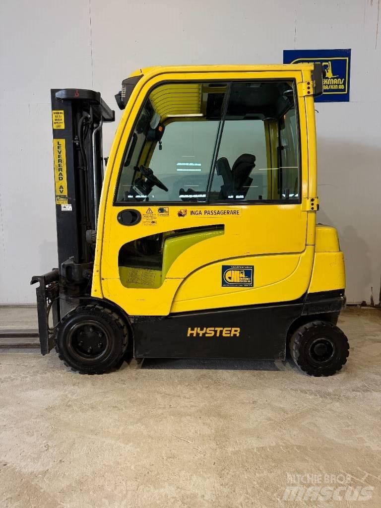 Hyster E 3.20 XM バッテリーフォークリフト