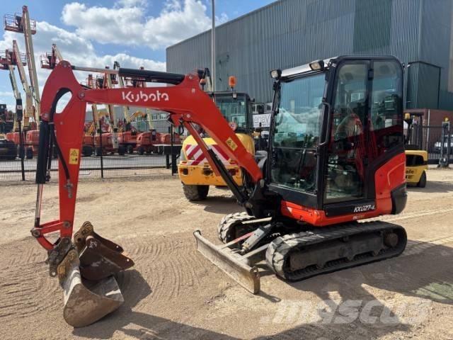 Kubota KX 027 ミニ油圧ショベル 7t以下（ミニユンボ・ミニディガー）