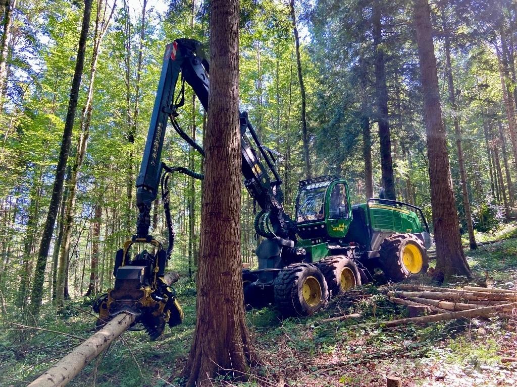 John Deere 1270 G ハーベスター