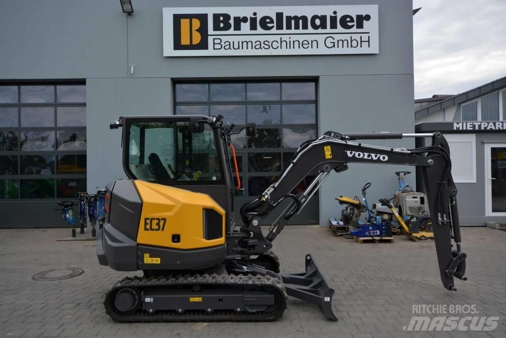Volvo EC 37 F Aircon ミニ油圧ショベル 7t以下（ミニユンボ・ミニディガー）