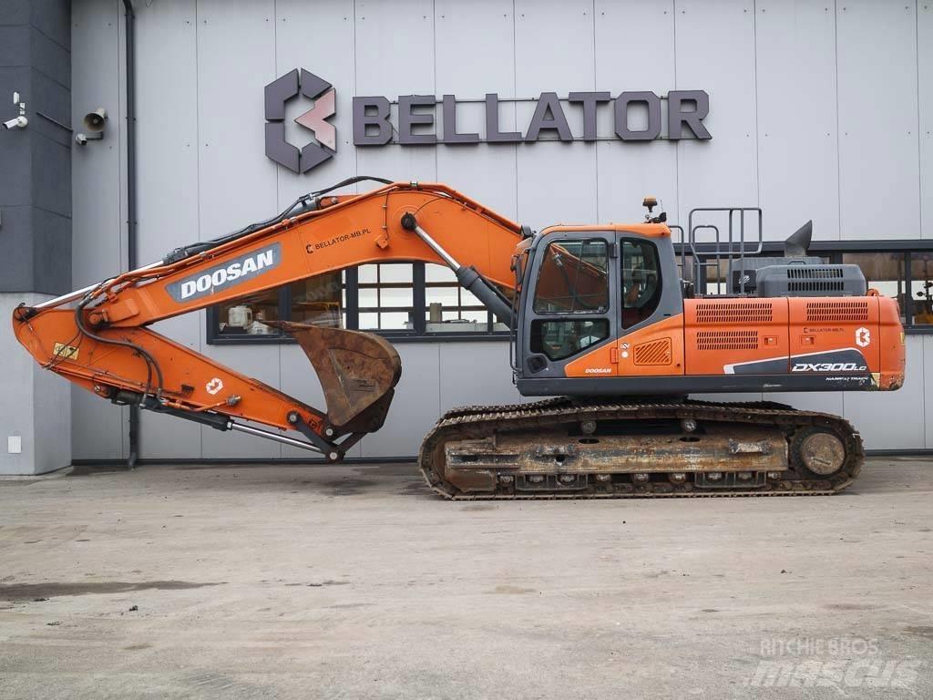 Doosan DX 300 LC-5 大型油圧ショベル12t以上（パワーショベル・ユンボ）