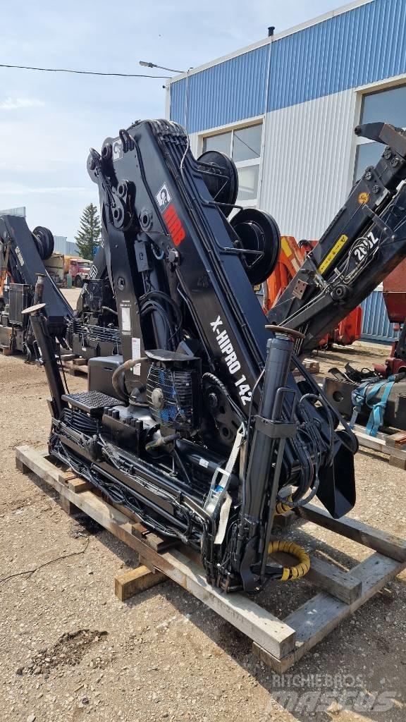 Hiab X-Hipro 142 E-3 ローダークレーン