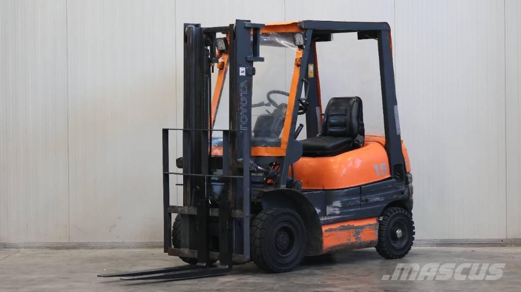 Toyota 6FDL15 ディーゼル・軽油