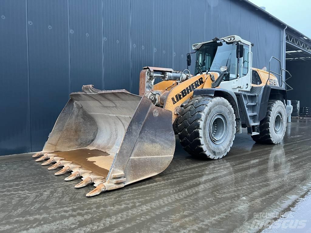 Liebherr L580 ホイールローダー・タイヤショベル