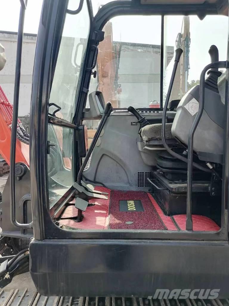 Doosan DX 60 大型油圧ショベル12t以上（パワーショベル・ユンボ）