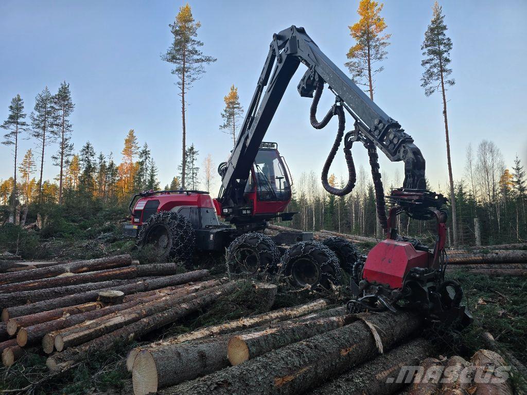 Komatsu 901 ハーベスター