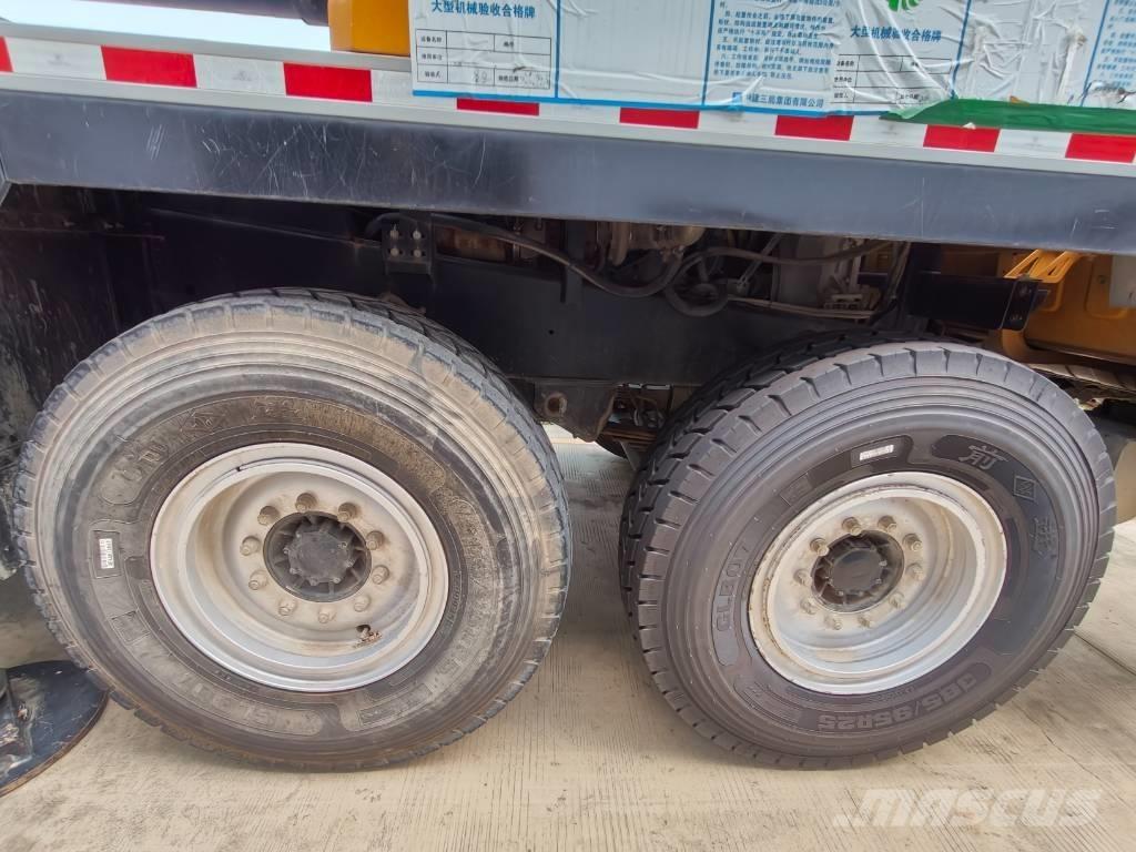 Sany STC1300C8 オールテレーンクレーン