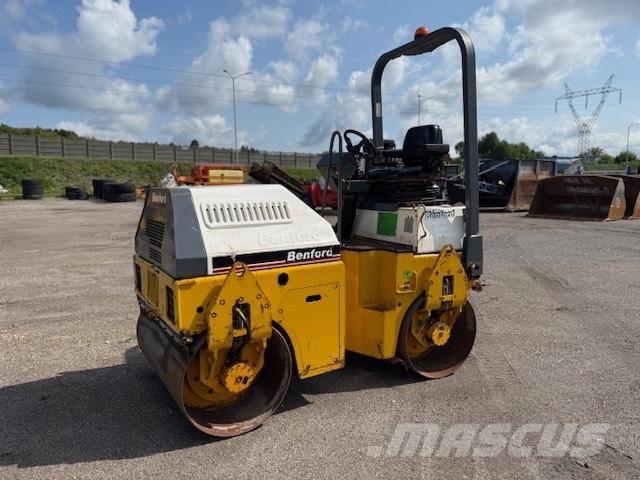 Benford TVH 1200 振動ローラ