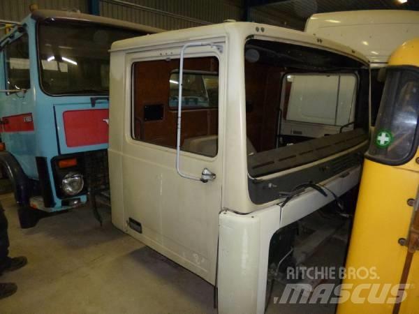 Volvo F10-F12 キャビン及び内装