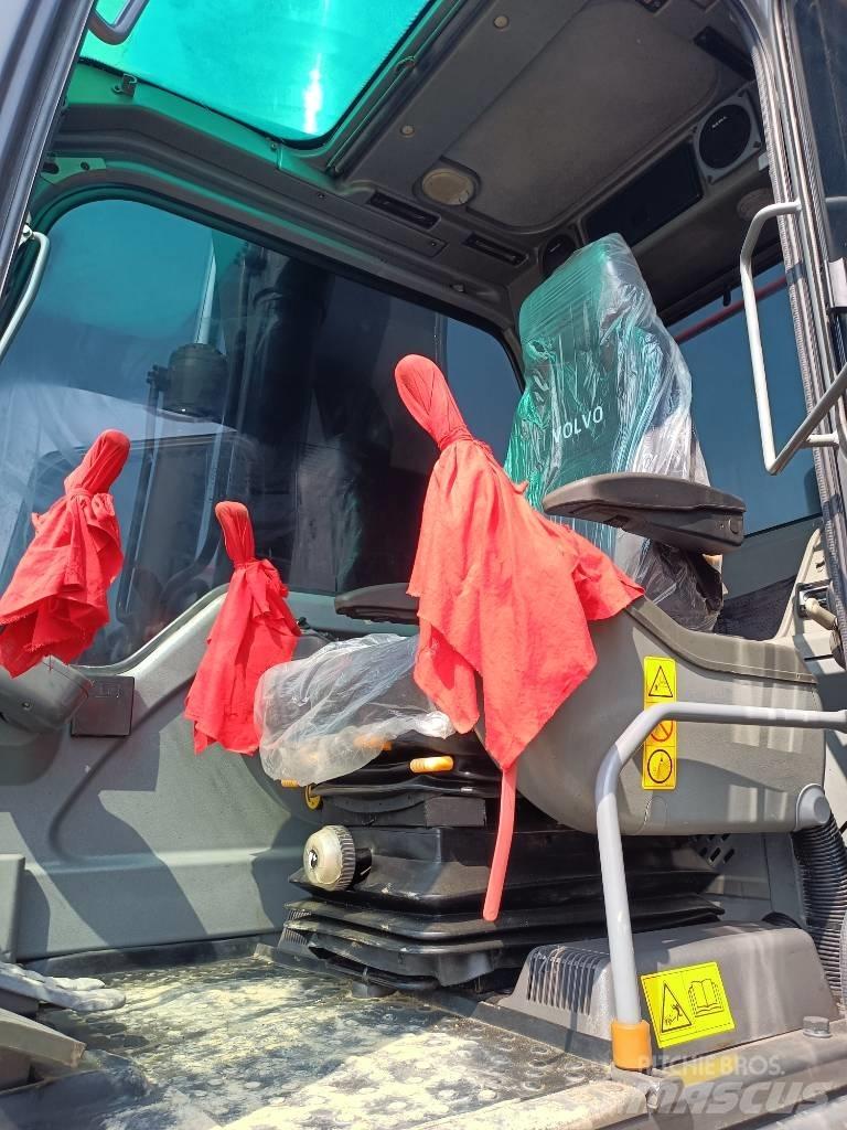 Volvo EC 240 大型油圧ショベル12t以上（パワーショベル・ユンボ）