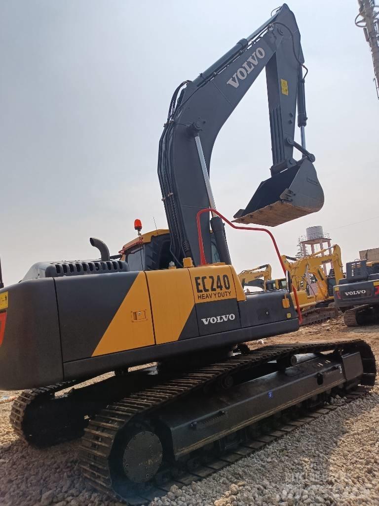 Volvo EC 240 大型油圧ショベル12t以上（パワーショベル・ユンボ）
