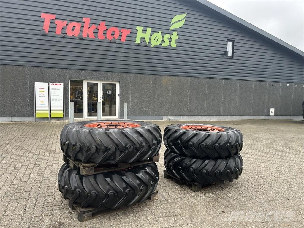 Goodyear 16,9-30 タイヤ、ホイル、リム