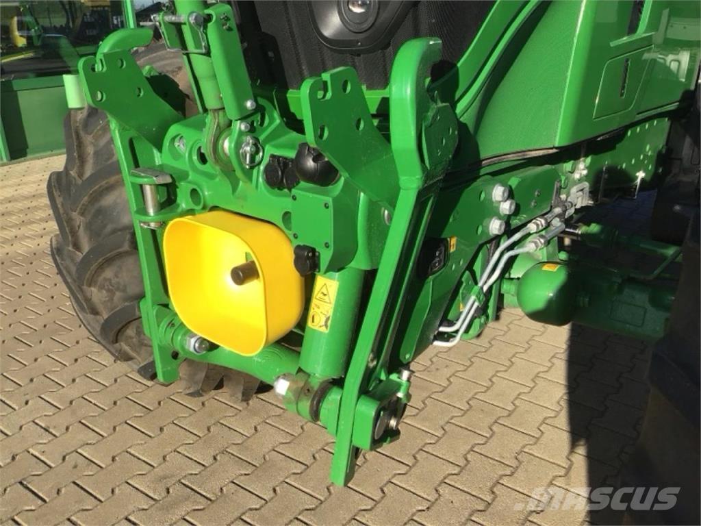 John Deere 6R 155 トラクター