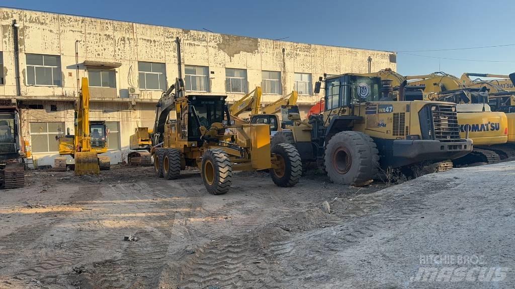 CAT 140 H モーターグレーダー