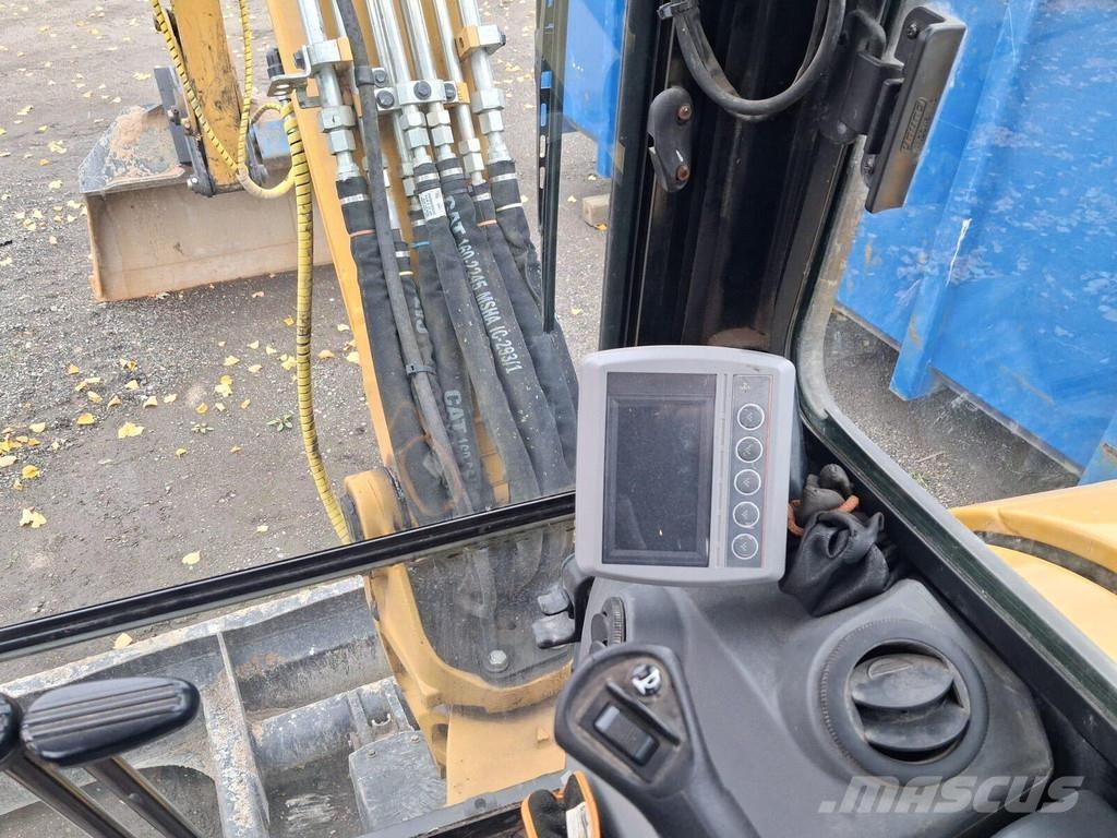 CAT 305E2CR ミニ油圧ショベル 7t以下（ミニユンボ・ミニディガー）
