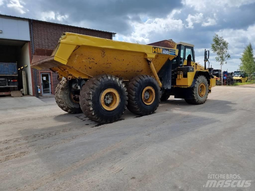 Komatsu HM 400 6x6 アーティキュレート式ダンプトラック