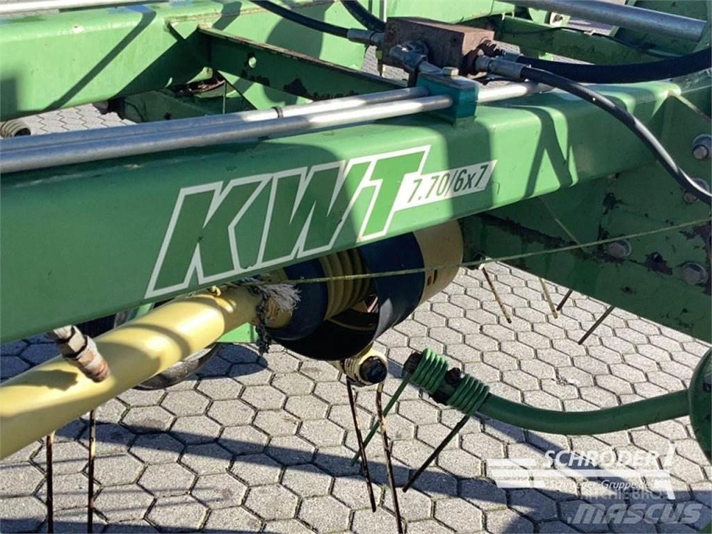 Krone KWT 7.70/6X7 テッダー・テッダーレーキ