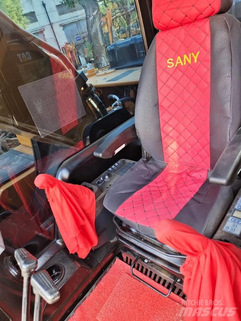 Sany SY 215 C 大型油圧ショベル12t以上（パワーショベル・ユンボ）