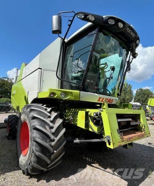 CLAAS TUCANO 320 コンバイン