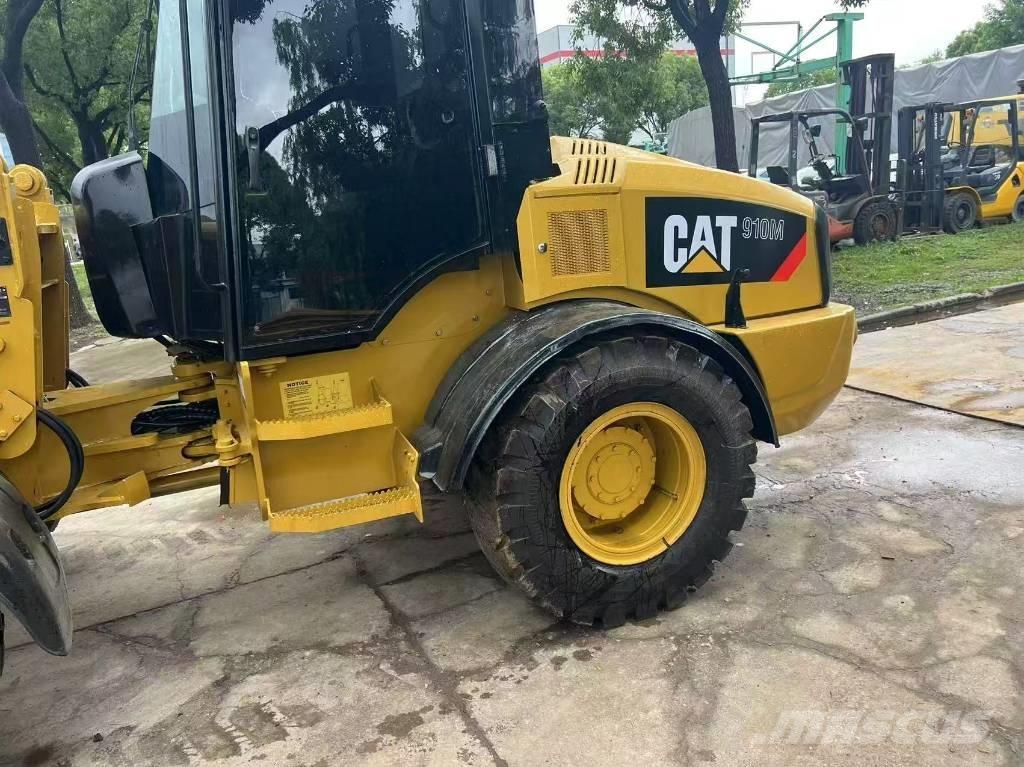 CAT 910 ホイールローダー・タイヤショベル