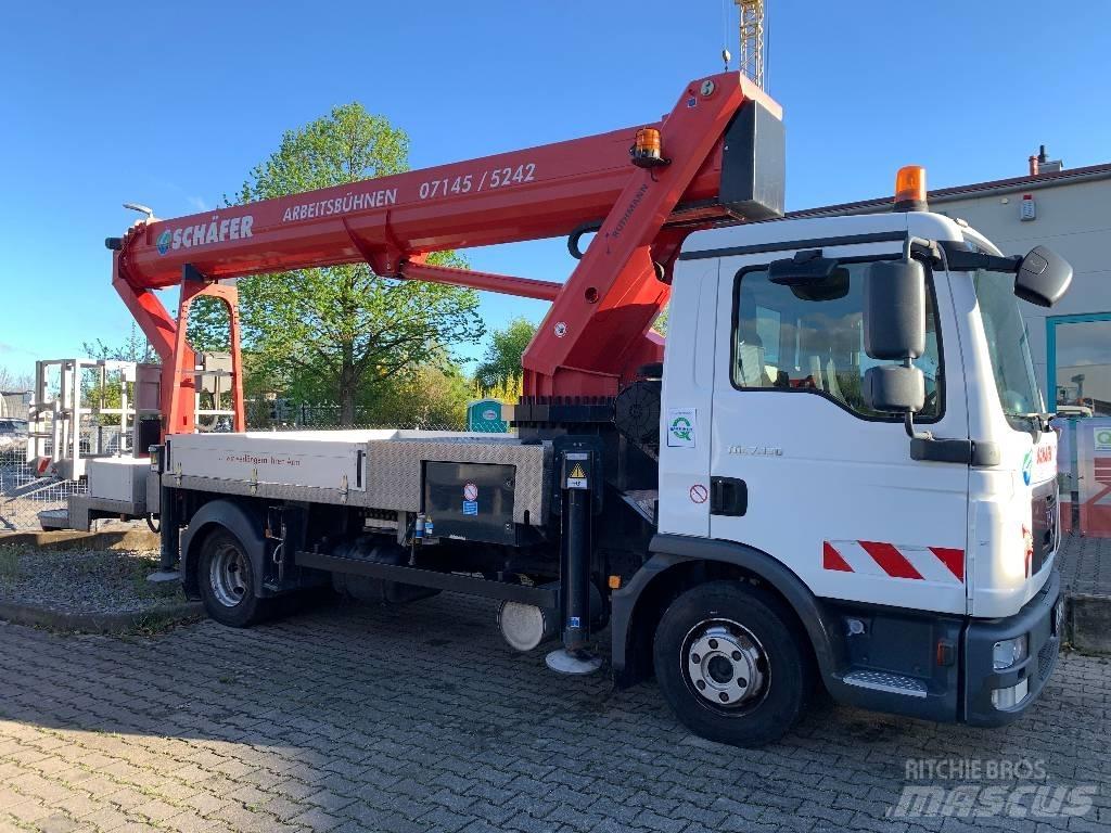 Ruthmann T 330 トラック高所作業車