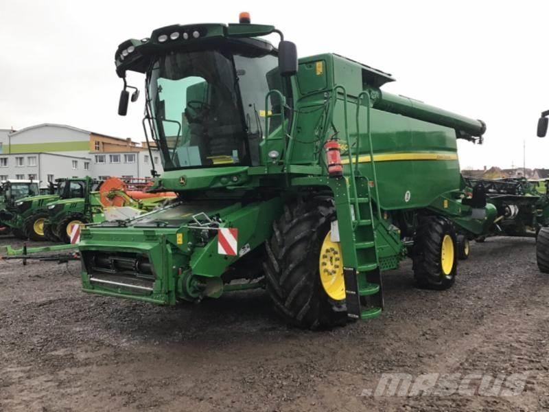 John Deere T 660 i コンバイン