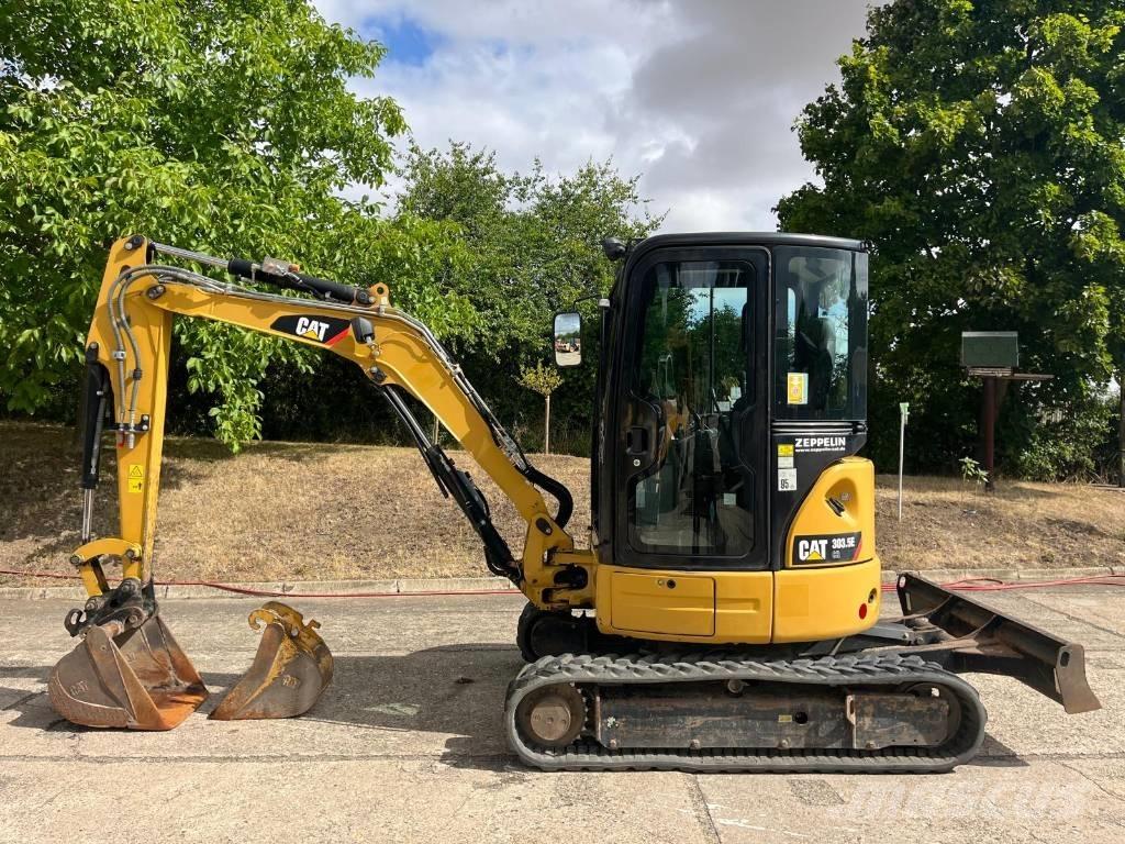 CAT 303.5 E CR ミニ油圧ショベル 7t以下（ミニユンボ・ミニディガー）