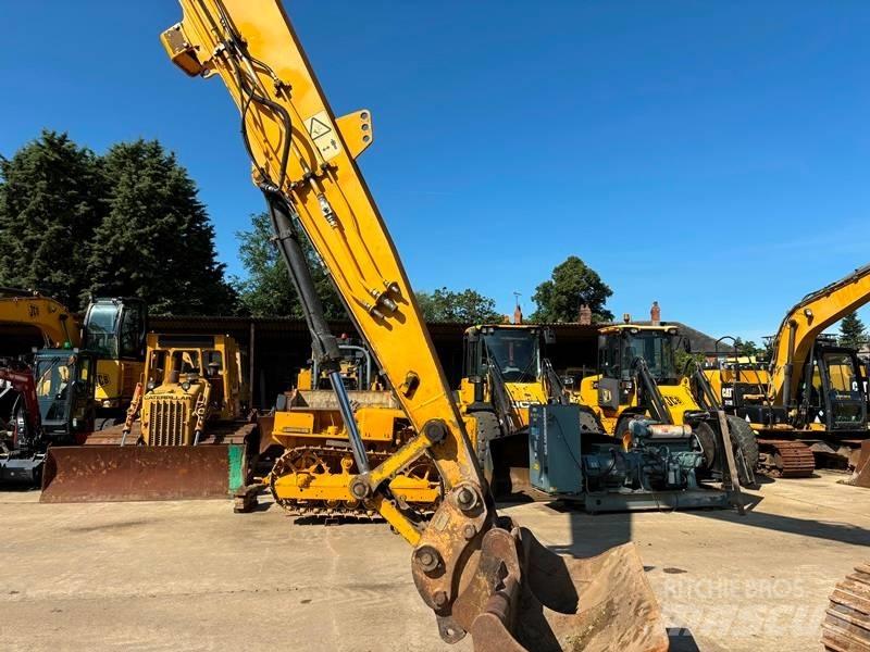 JCB JS 220 LR 大型油圧ショベル12t以上（パワーショベル・ユンボ）