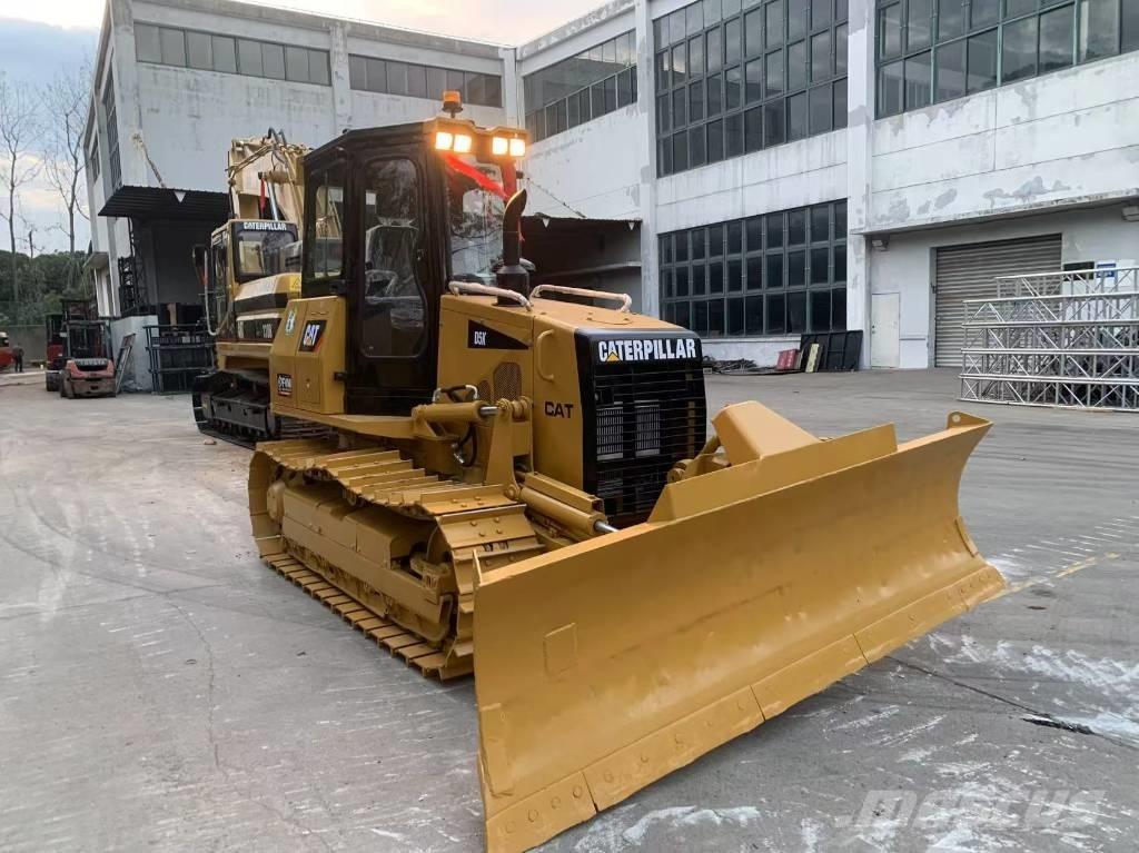 CAT D 5 K ブルドーザー