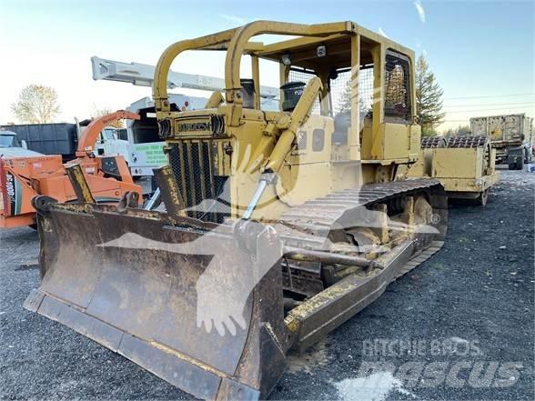 Komatsu D65E-6 ブルドーザー