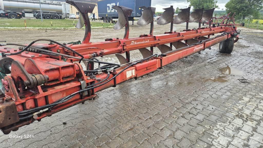 Kverneland PB100 リバーシブルプラウ