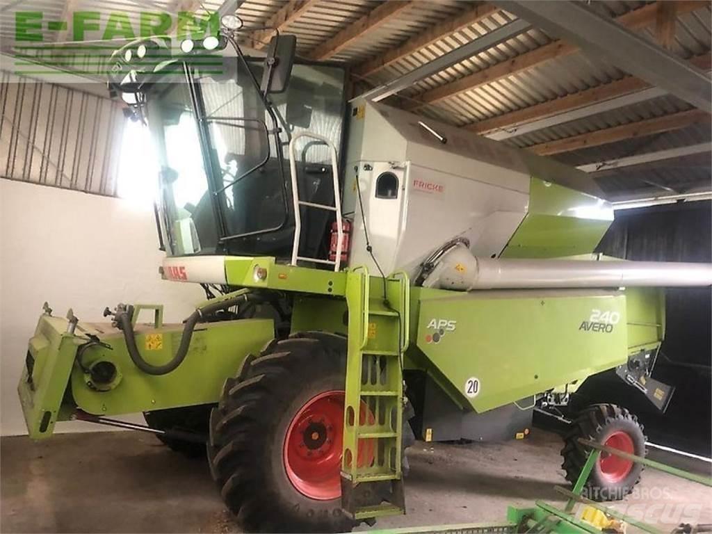 CLAAS avero 240 コンバイン
