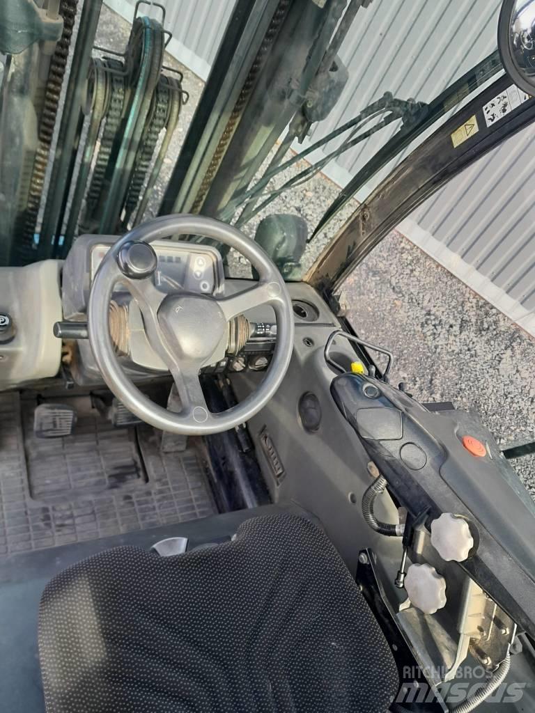 Mitsubishi FD 25 N ディーゼル・軽油